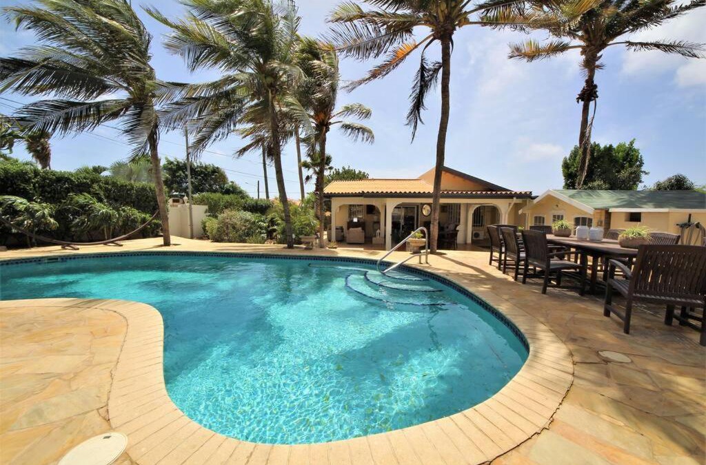 Shiribana Villa | Paradera Paradise - your ultimate 5-bedroom getaway