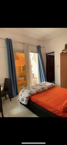 Yof Apartment | paradis de ouest foire