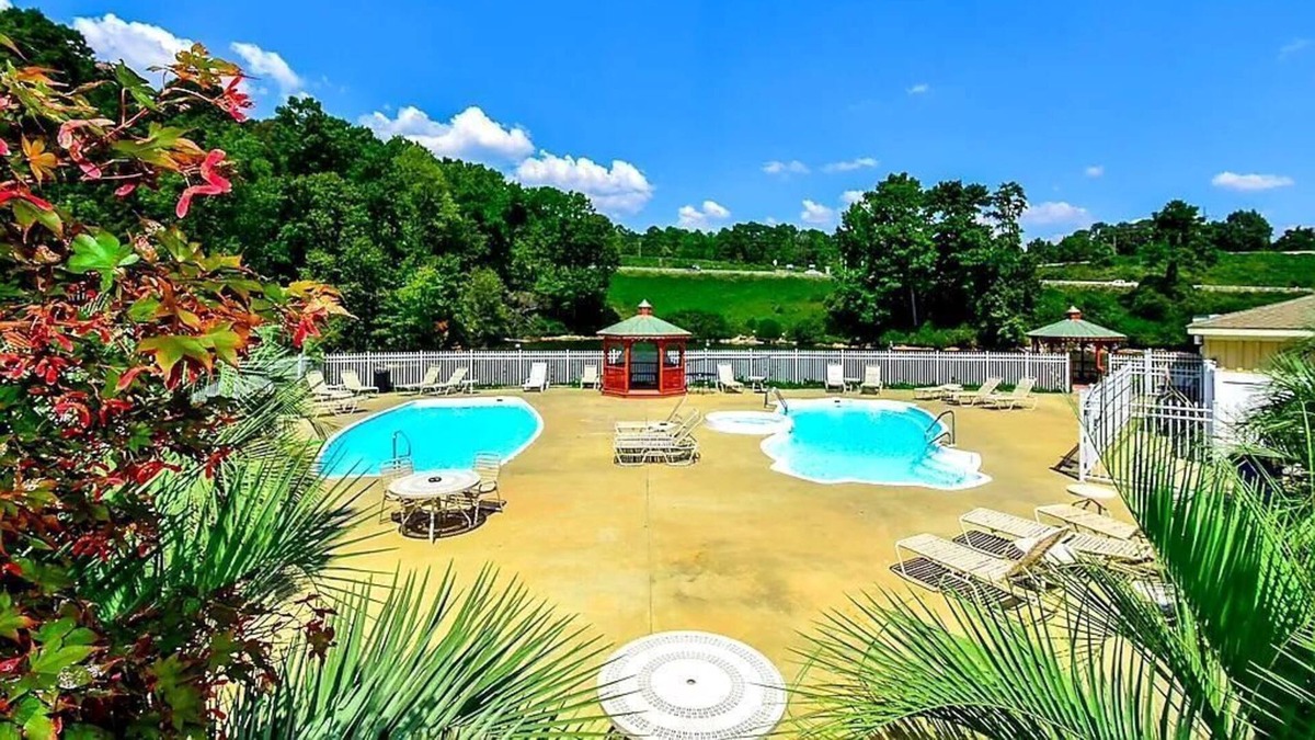 Alexander City Condo | Paradise At Lake Martin