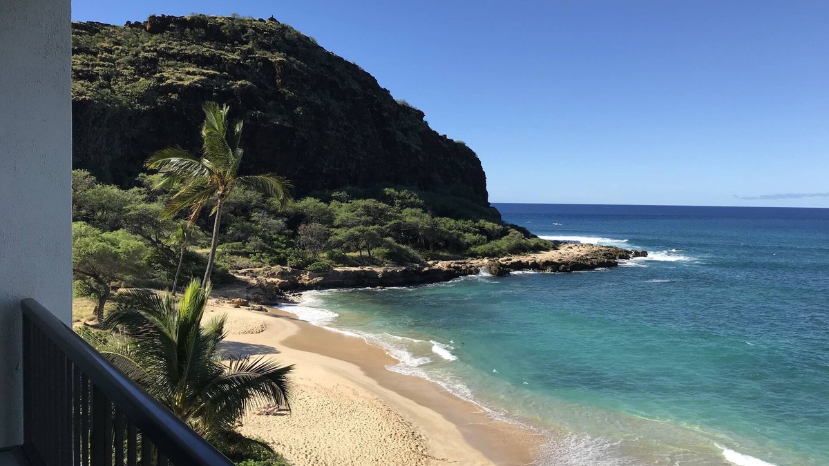 Makaha Condo | PARADISE at the Hawaiian Princess Resort Oahu - Hawaii 1 Bedroom. Well Appointed