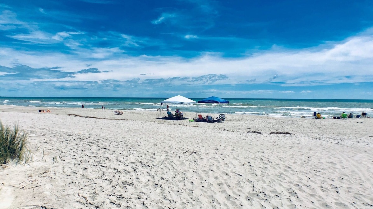 Cocoa Beach Condo | Paradise Beach House #2 Direct Oceanfront Condo. (OCEAN LEVEL GROUND FLOOR)
