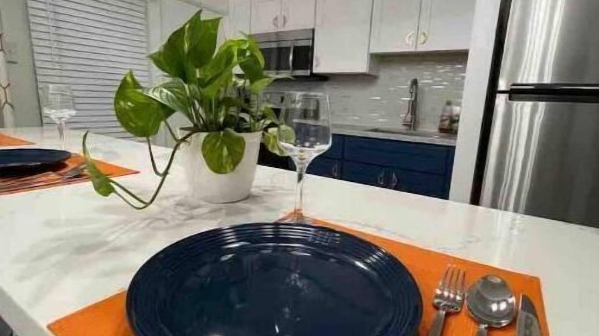 Estate Mount Welcome House | Paradise Exquisite Townhouse