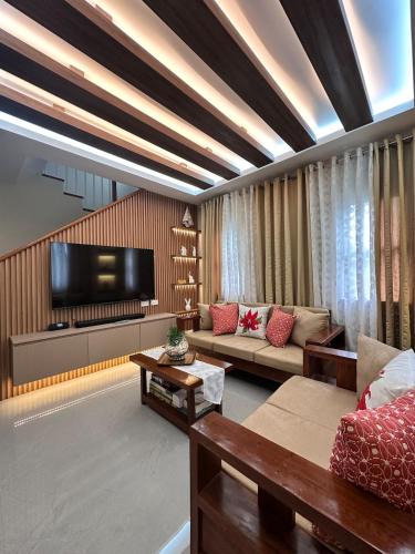 Bacolor Villa | Paradise Home Villa