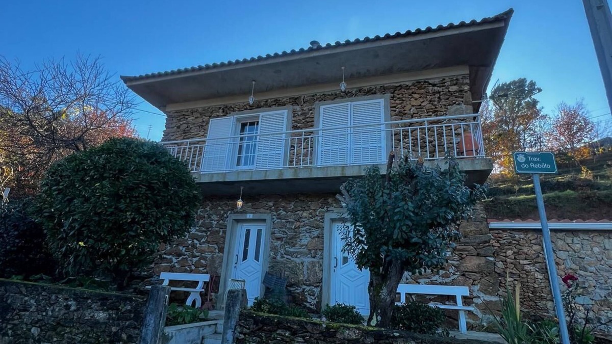 Ribeira de Pena Cottage | Paradise House