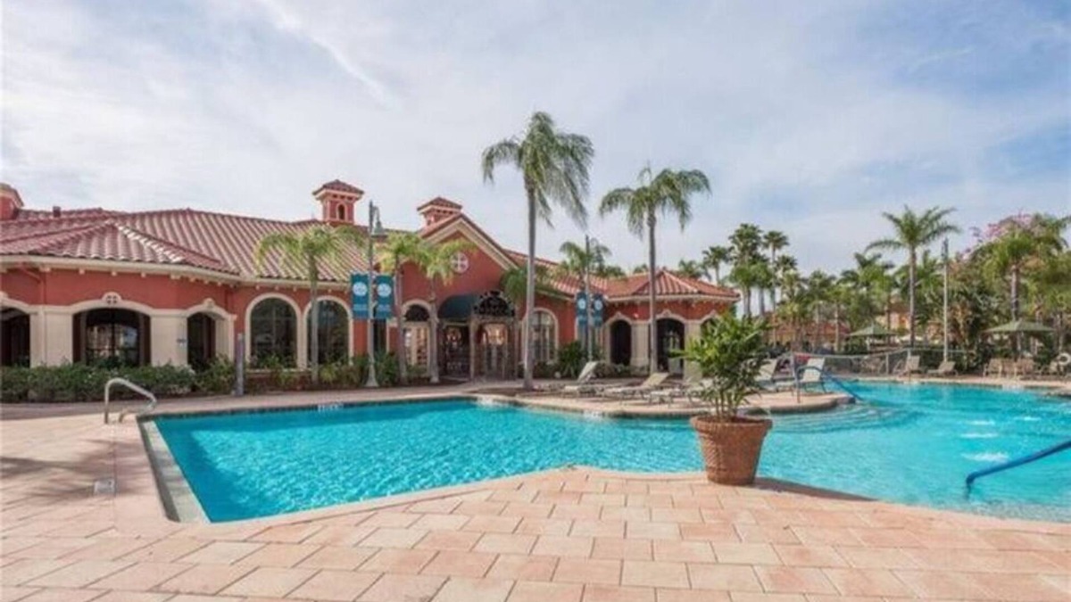 Clearwater Condo | PARADISE IN CLEARWATER 5 STAR GATED 2BED/2BATH