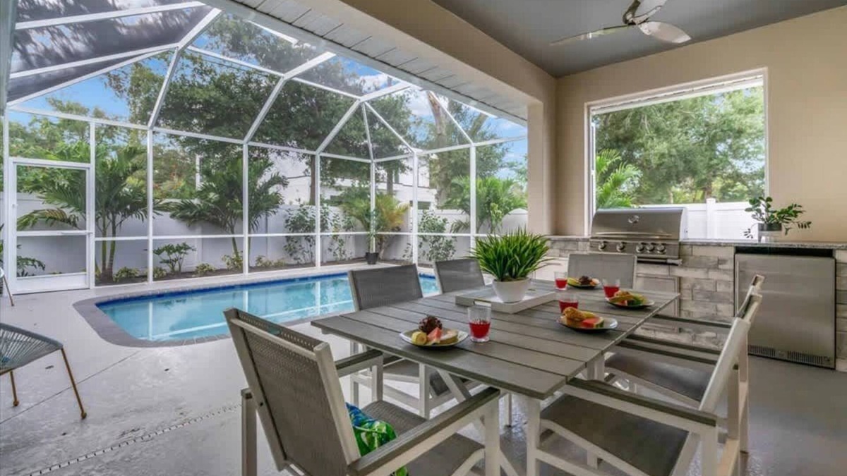 Arlington Park House | Paradise on Prospect w/Htd Saltwater Pool