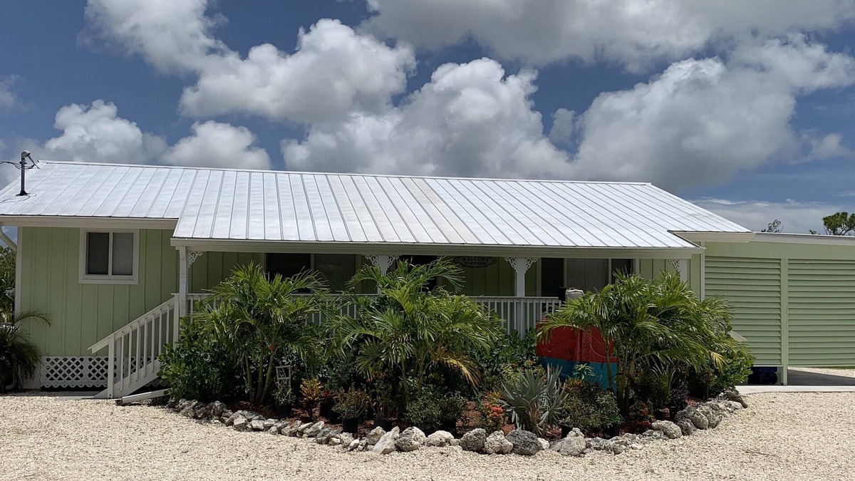 Eden Pines House | Paradise Retreat ~ BPK