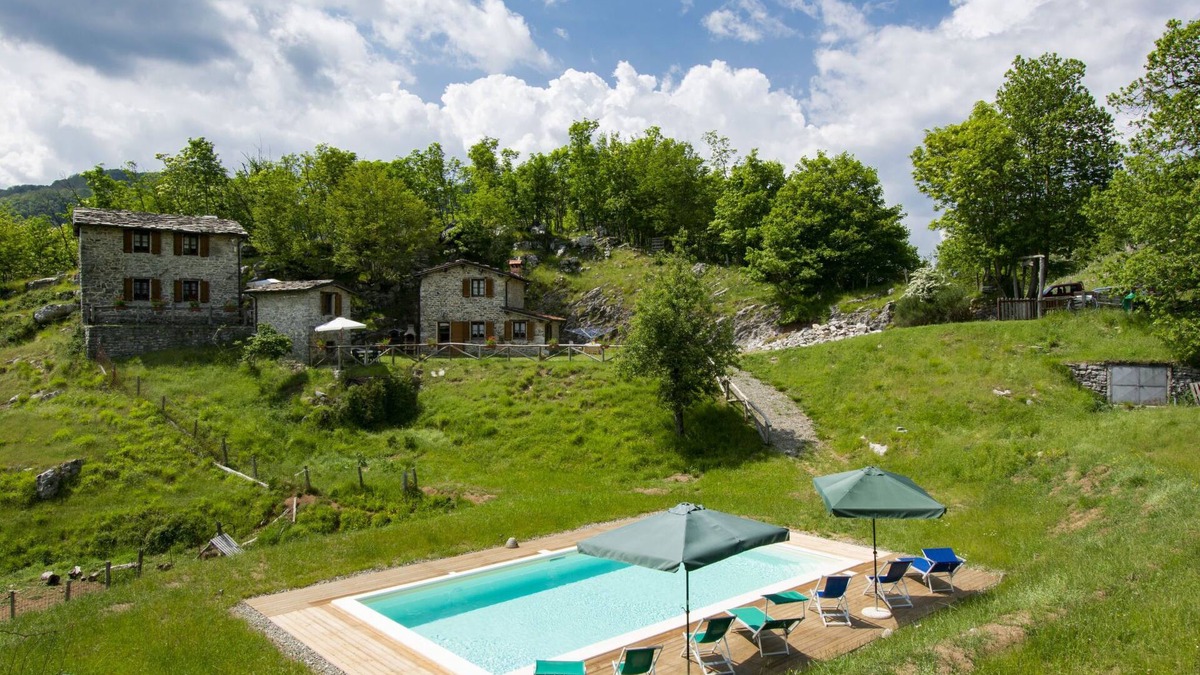 Fabbriche di Vallico House | Paradiso I by Interhome