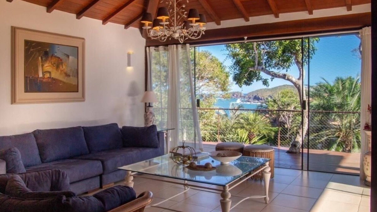 Brava House | PARAÍSO BUZIANO 2- 5 suites, private pool and barbecue, 3 min to BEACH