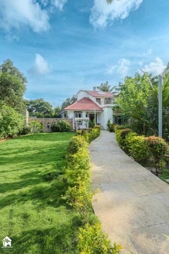 Alibaug House | Parambi by Soumils Stays