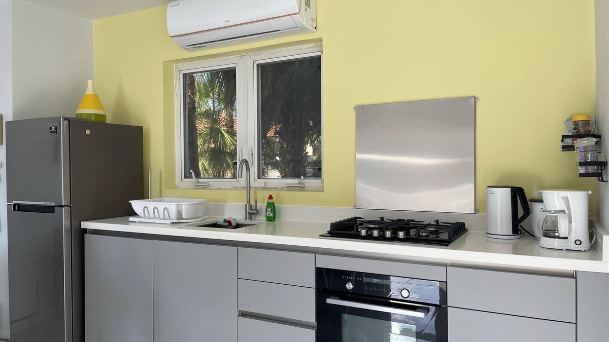 Piscadera Apartment | Parasasa ocean view - short drive/walk to beach