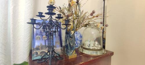13th Arrondissement House | PARIS AUTHENTIC HOUSE 2 Maisons 1 studio ideale pour groupes, capacité 30 personnes