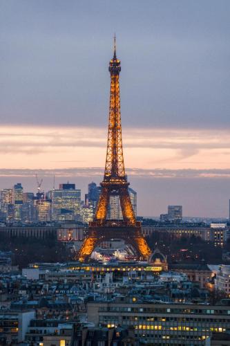 Plaisance Apartment | Paris luxury Apartment 75m2 with Eiffel Tower View, metro 1 min, parking