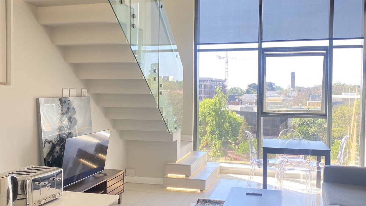 Parkwood Apartment | Park Central Rosebank/Sandton Loft