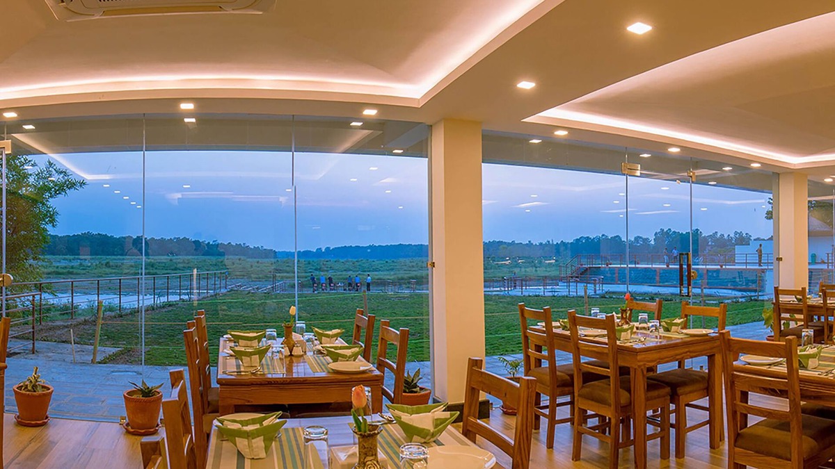 Sauraha Hotel | Park Safari Resort