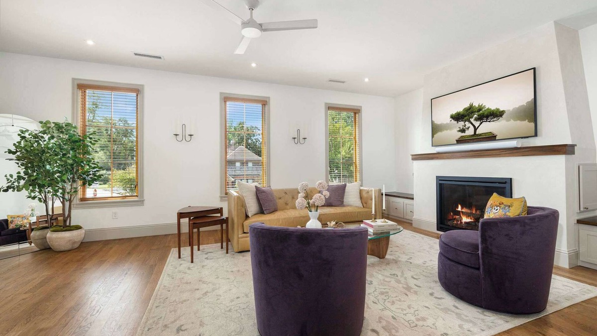 Downtown House | Park Springs Row- Walk to Downtown-Luxury Living
