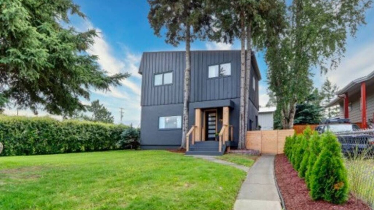 Downtown Anchorage House | Park Strip Urban Oasis