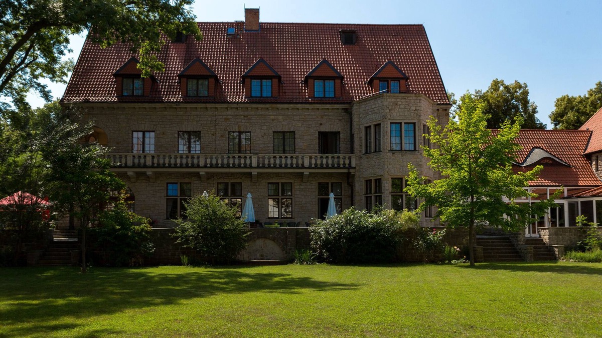 Halberstadt Hotel | Parkhotel Unter den Linden