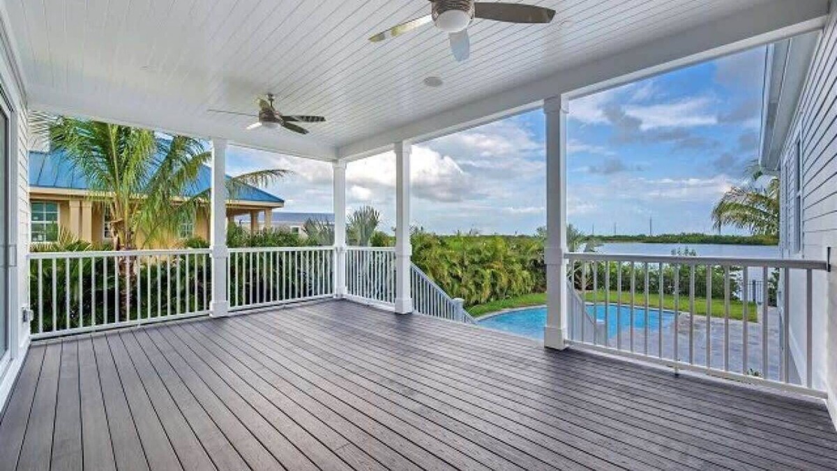 Key West House | Parking, Heated Pool, Pet Friendly - Seagate House