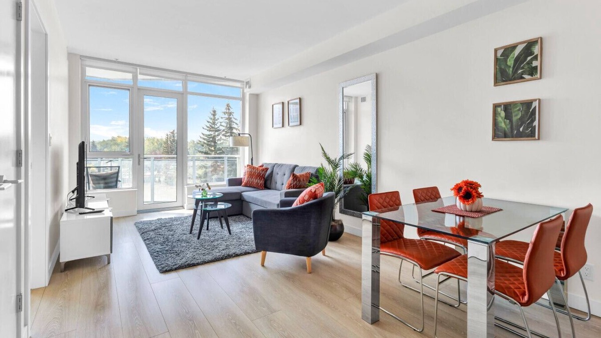 Bow Riverfront Condo | Parkside at Waterfront in downtown Calgary