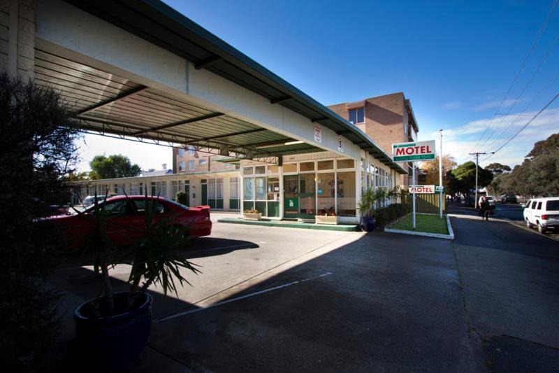 Brunswick Hotel | Parkville Motel