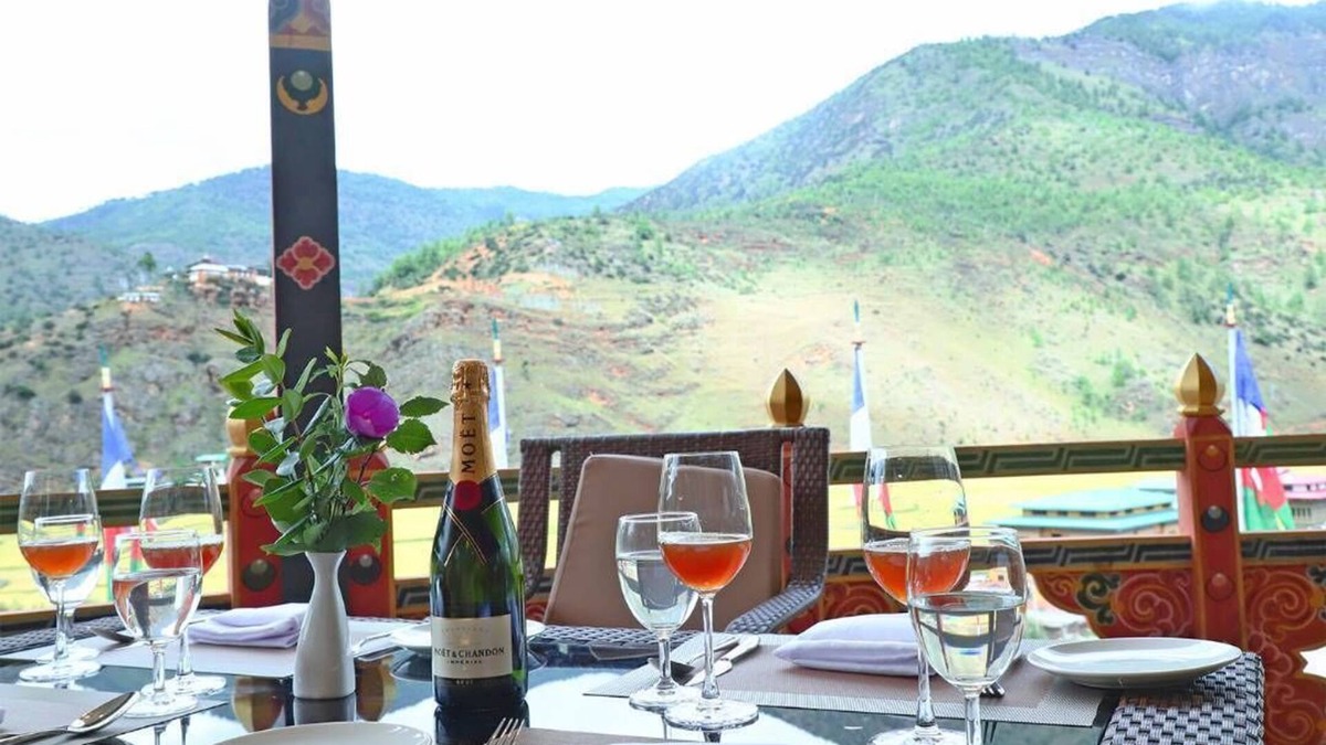 Paro Hotel | Paro Grand Resort