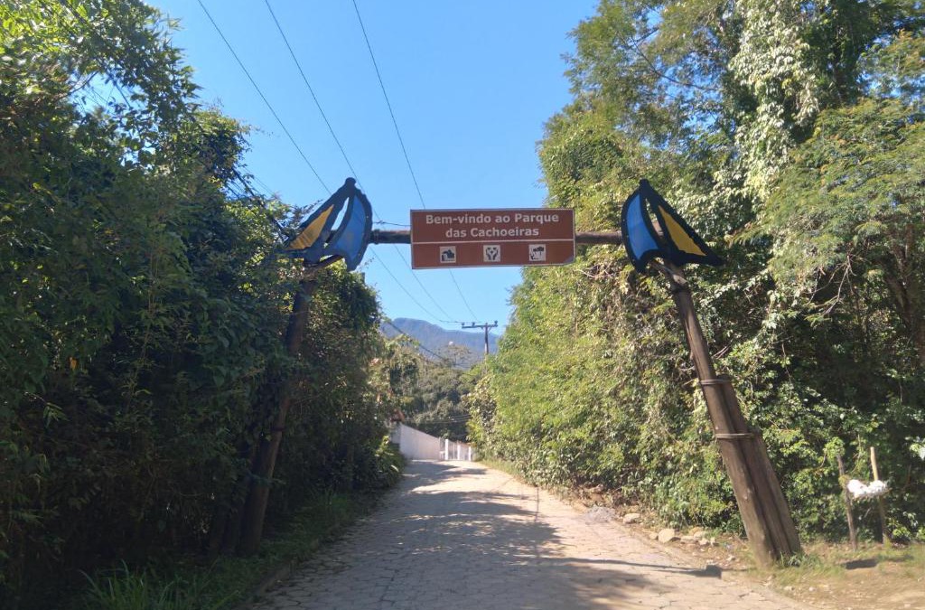 Ilhabela Apartment | parque das cachoeira chale 2