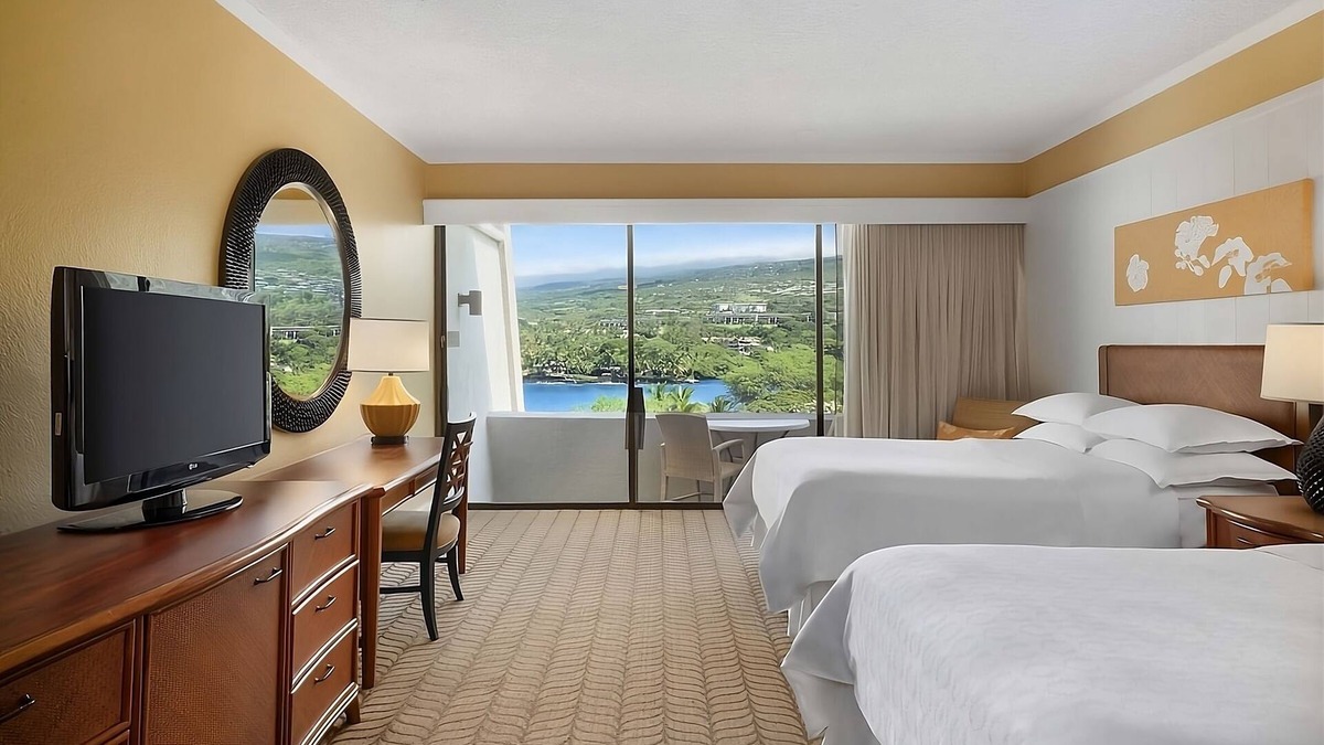 Keauhou Hotel | Partial Ocean View 2 Double Beds at Outrigger Kona Resort and Spa