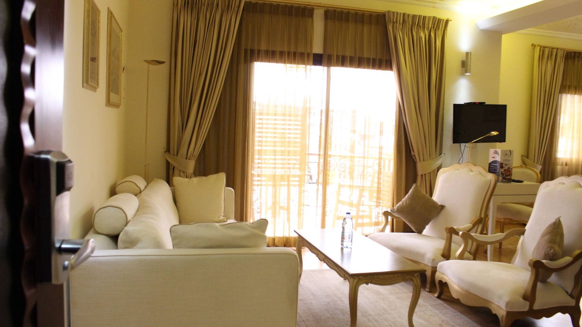 Douala Hotel | Particular Destiny Suites