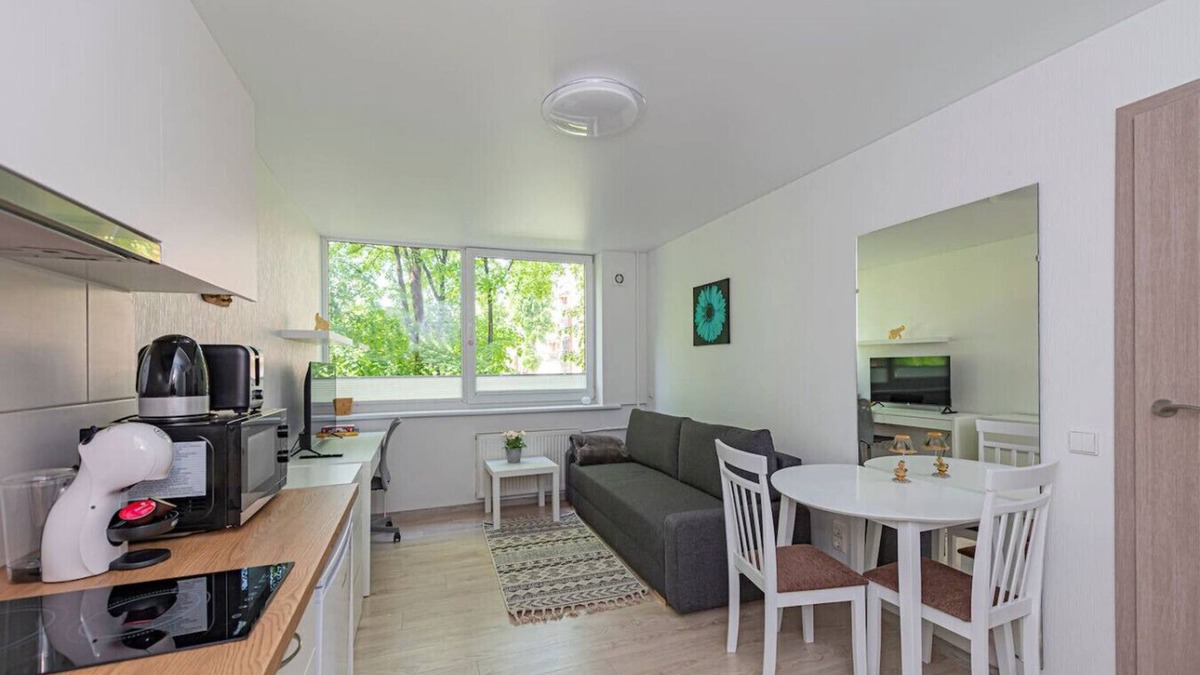 Kaunas Apartment | Partizanų studio ap 2 by Polo Apartments