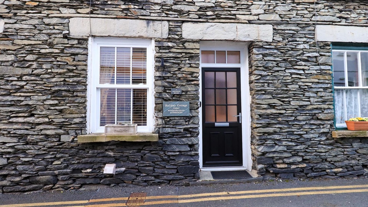 Bowness-on-Windermere Cottage | PARTRIDGE HOLME, family friendly in Bowness-On-Windermere