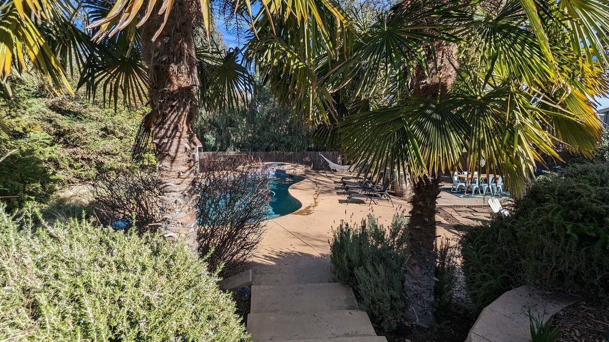 Atascadero House | Paso Robles Wine Country - Historic Home with Pool & Hot Tub