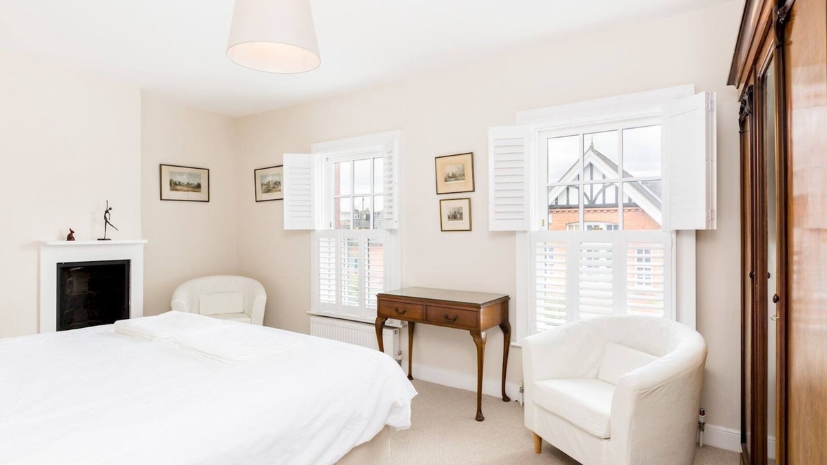 Stratford-upon-Avon House | Pass the Keys | Stratford-upon-Avon Old Town, 3 Bed with Parking