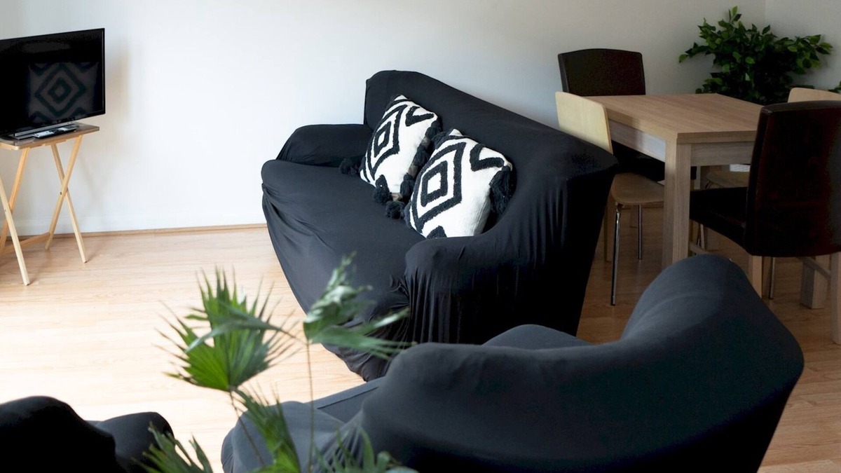 Pollokshields Apartment | Pass the Keys | 2-bedroom Southside Glasgow with Parking