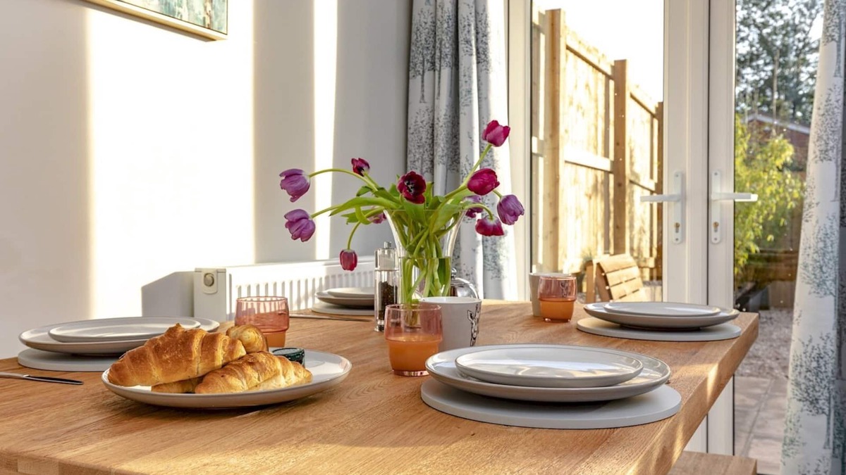 Ludwel House | Pass the Keys | 2 Bedroom Home Near the Heart of Ludlow