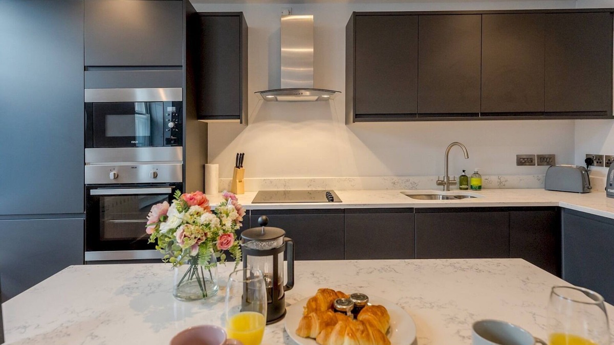 Shrewsbury Apartment | Pass the Keys | 5A One Bedroom Modern Town Centre Apartment