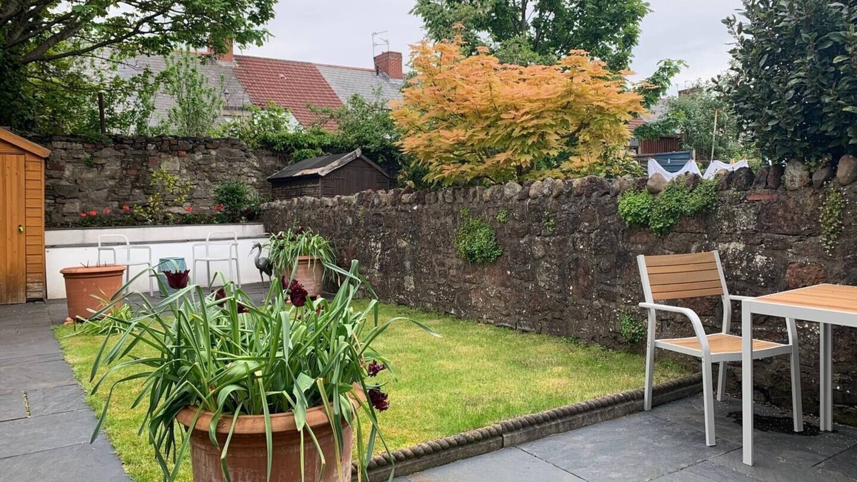 Victoria Park House | Pass the Keys | Beautiful Edwardian 2 Bedroom House with Parking