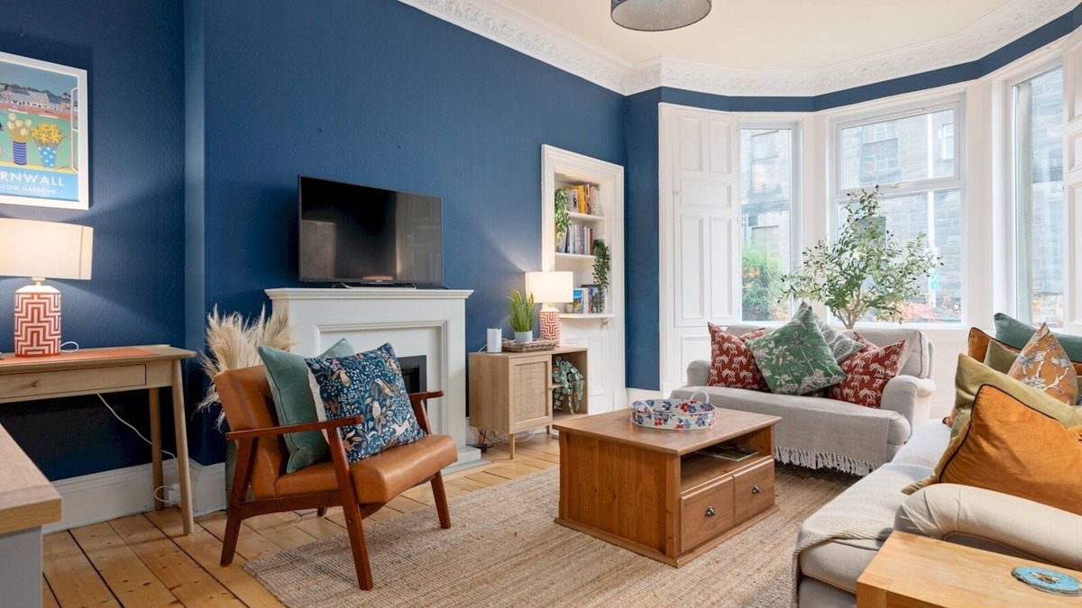 Bonnington Apartment | Pass the Keys | Homely Central 2 bedroom