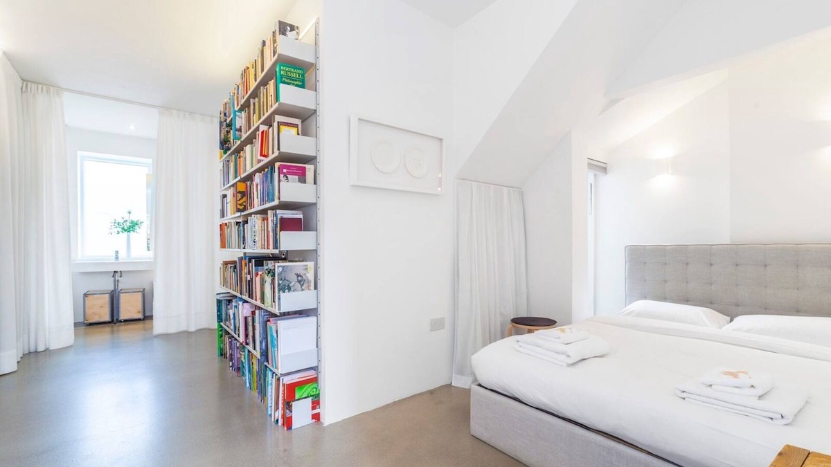 Herne Hill House | Pass the Keys | Modern Chic Home in London