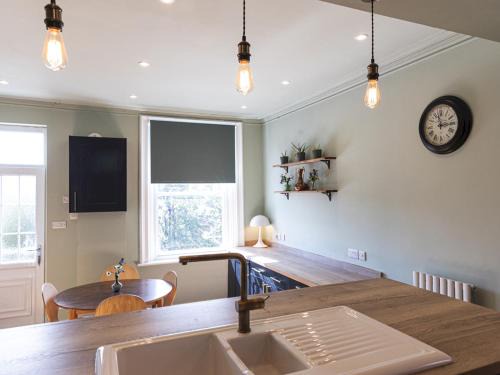 Jesmond Apartment | Pass the Keys Stylish 2-Bed Flat in the Heart of Jesmond