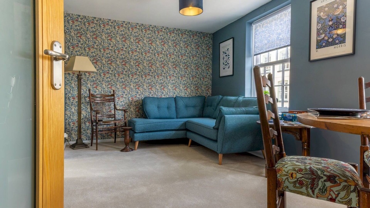 Ludwel Apartment | Pass the Keys | The William Morris Lodge in the centre of Ludlow