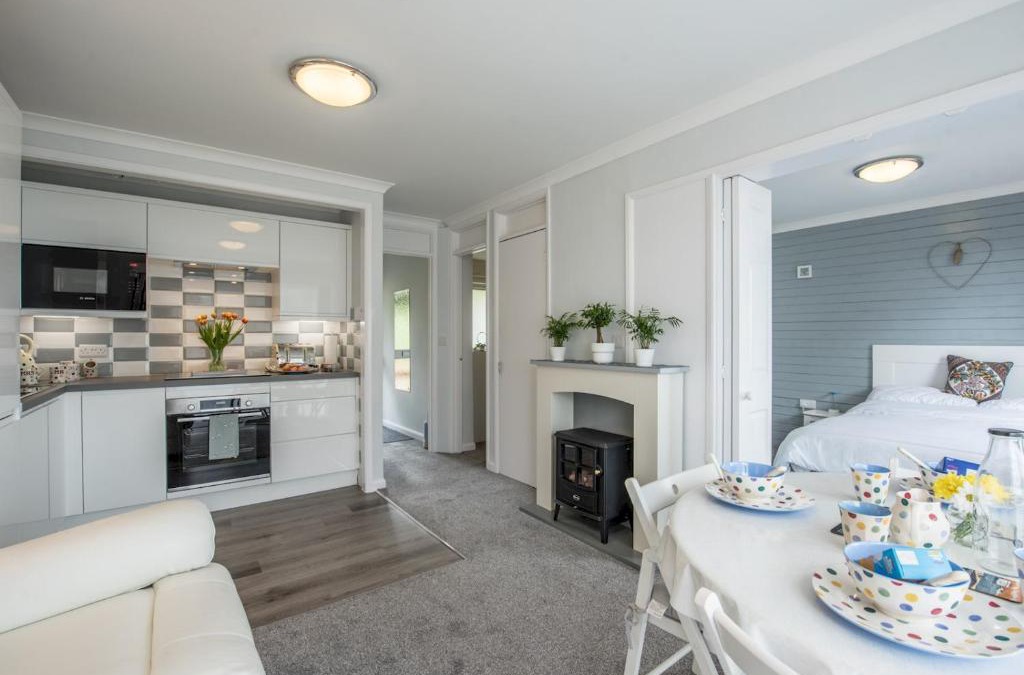 Pembroke House | Pass the Keys Vitamin Sea Sea views Free Wifi and Parking