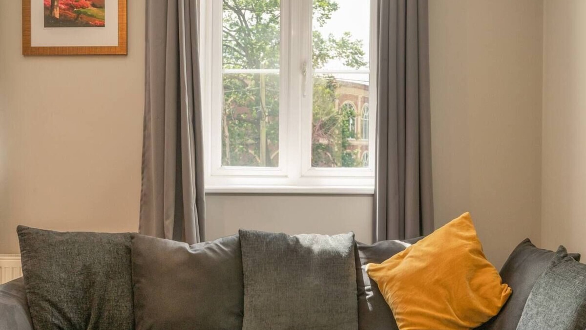 Sindlesham Apartment | Pass the Keys | Will's apartment · Nirvana Retreat with Parking