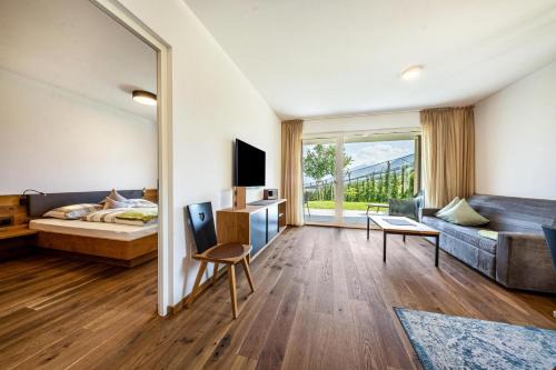 Tirolo Apartment | Pataunerhof Tirol