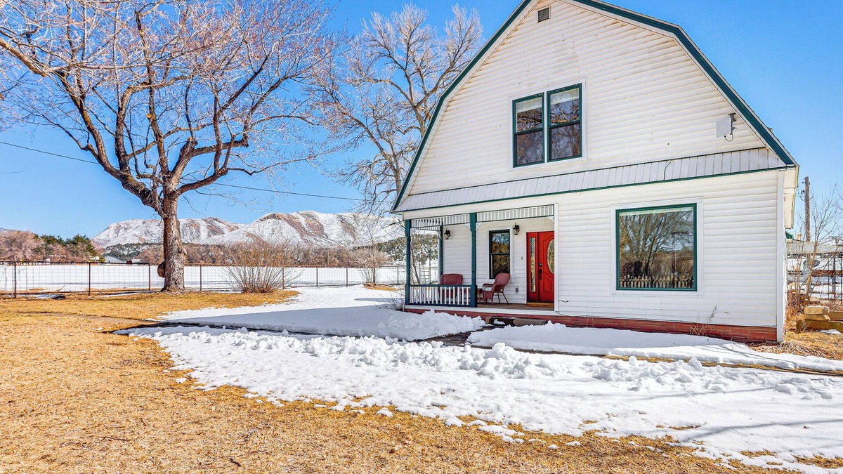 Mancos House | Patio & Mountain Views: Farmhouse in Mancos!