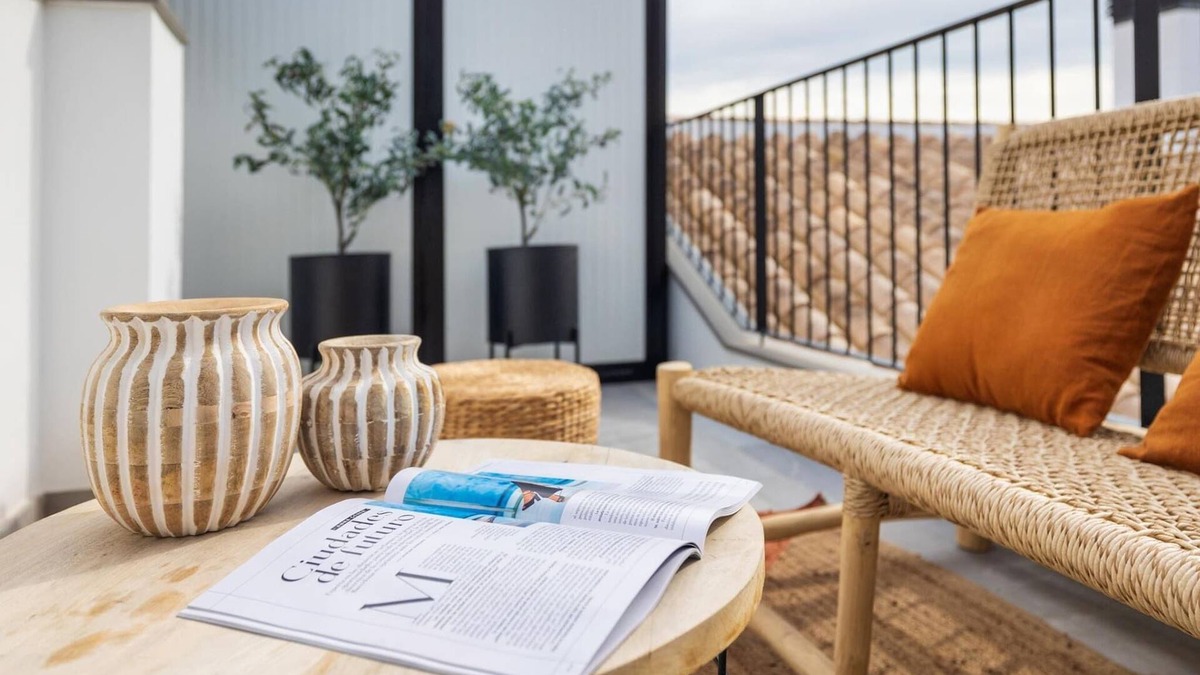 Granada City Center Apartment | Patio Zahorí Boutique Apartments 8