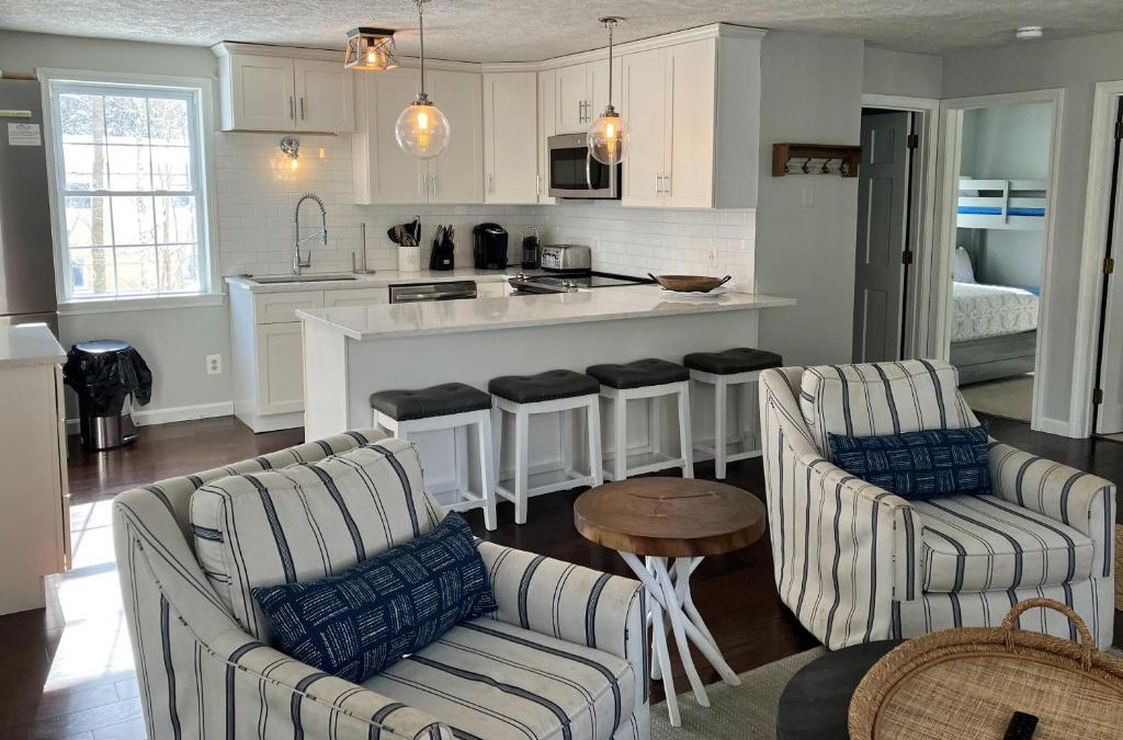 Meredith House | Patrician Shores Beach Abode