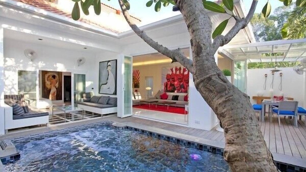 Pratumnak Hill Villa | Pattaya Pool Villa Majestic Regal Sunset