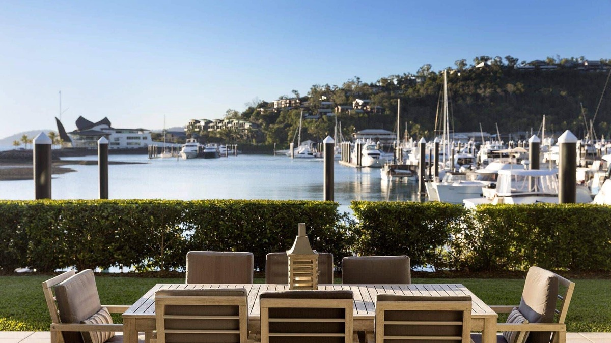 Hamilton Island Apartment | Pavillions 17 Hamilton Island - Waterfront with private pool, golf buggy and transfers