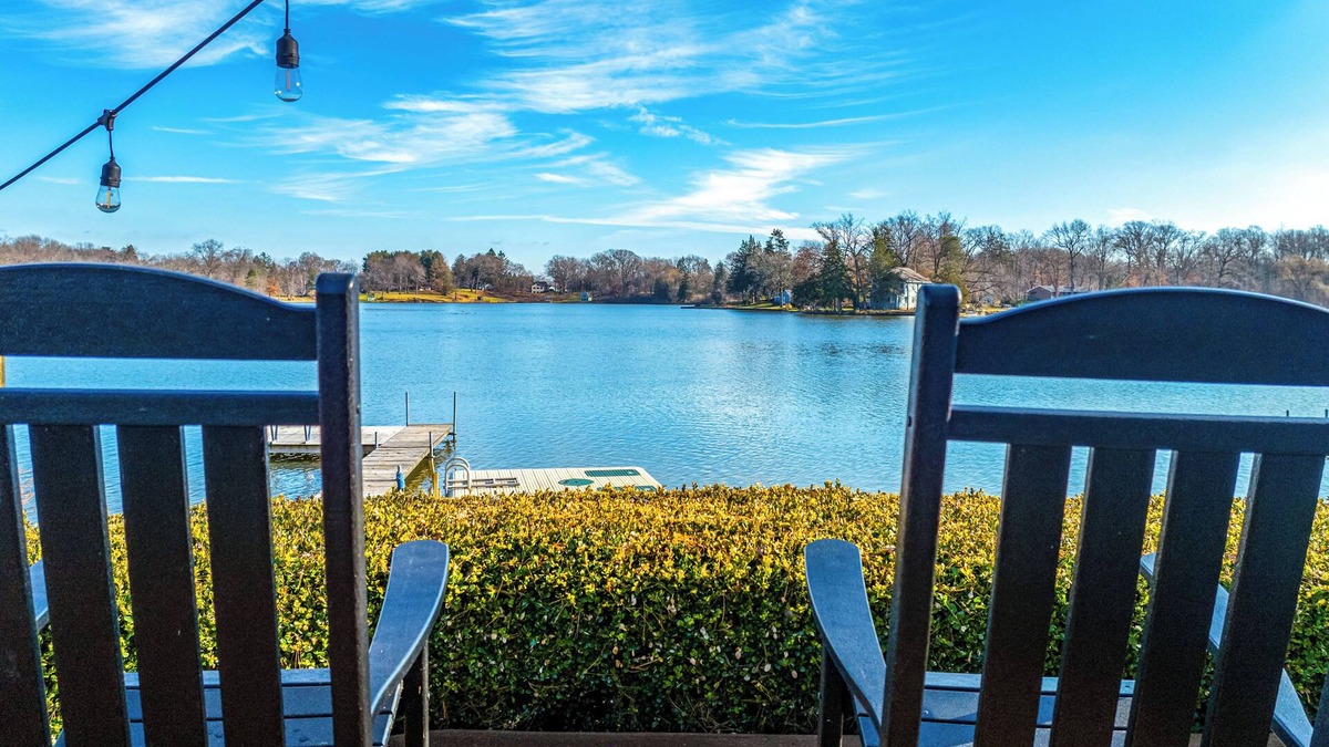 Paw Paw House | Paw Paw Fall Getaway: Wine Fest & Apples!